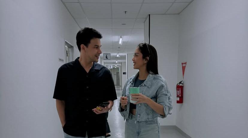 Jonathan frizzy dan Ririn Dwi Ariyanti