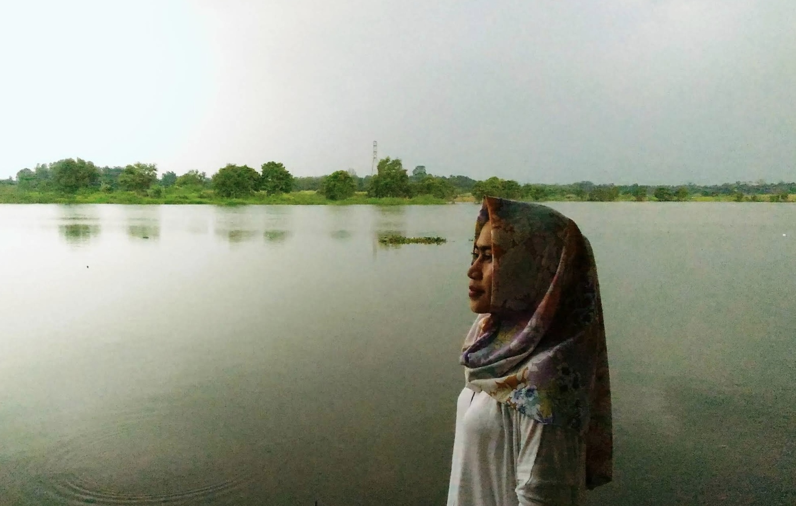 Situ Cibeureum danau ini menjadi tempat pelarian warga dari hiruk-pikuk kota.