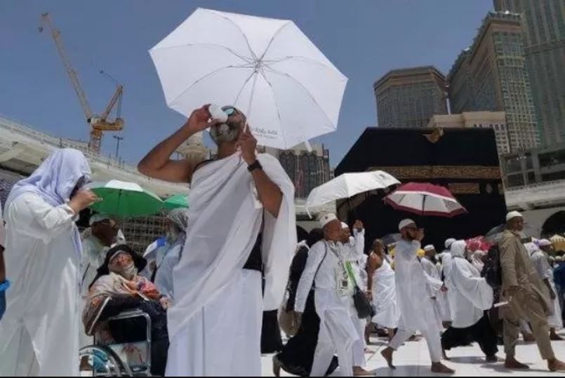 Ibadah haji adalah rukun Islam kelima yang wajib ditunaikan sekali seumur hidup bagi setiap Muslim yang mampu.
