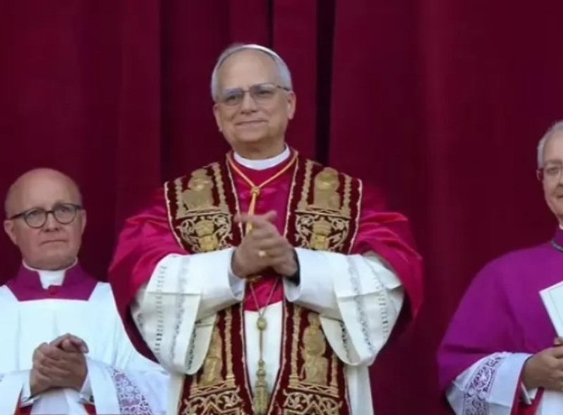 Robert Francis Prevost resmi menjadi Paus Leo XIV, Paus pertama asal Amerika Serikat yang terpilih memimpin Gereja Katolik Roma.
