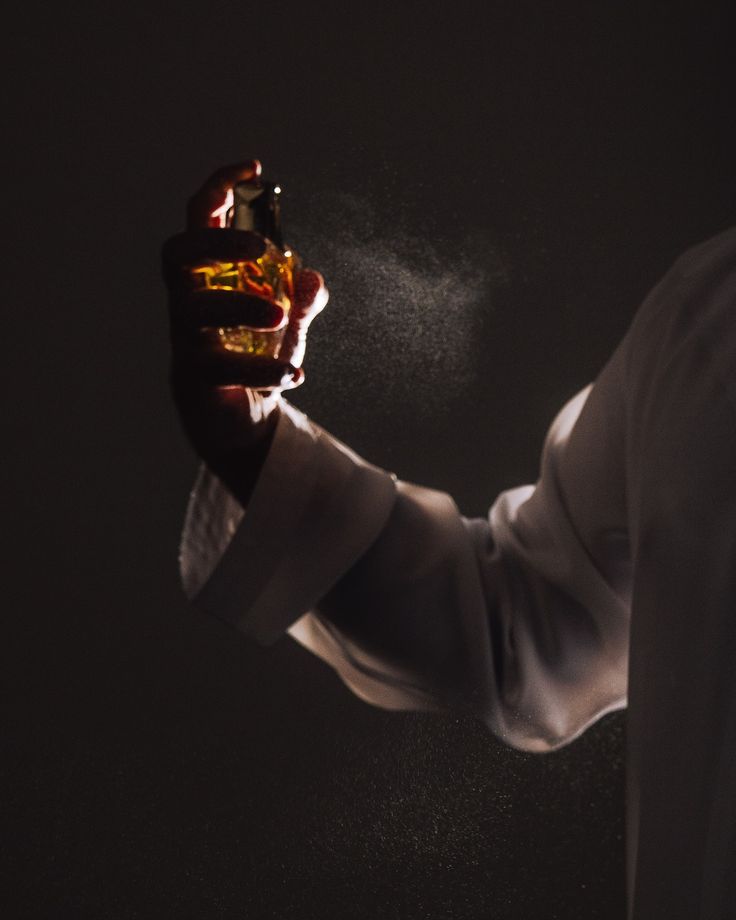 Rekomendasi Parfum Pria yang Bikin Pede Seharian,