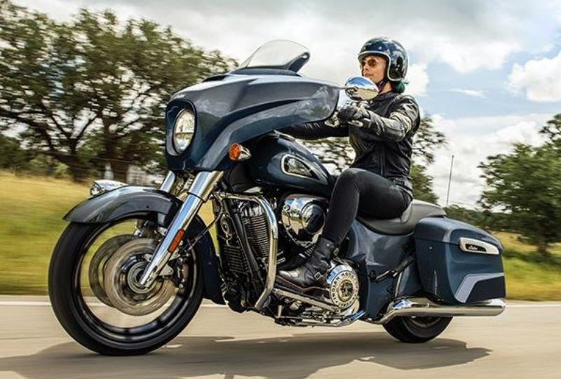 Indian Chieftain Dark Horse.