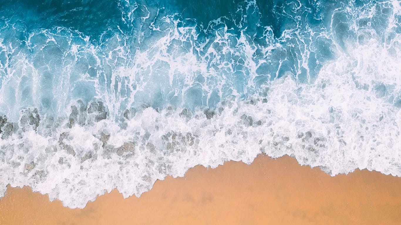 Pantai Kayu Arum: rute lokasi, daya tarik
