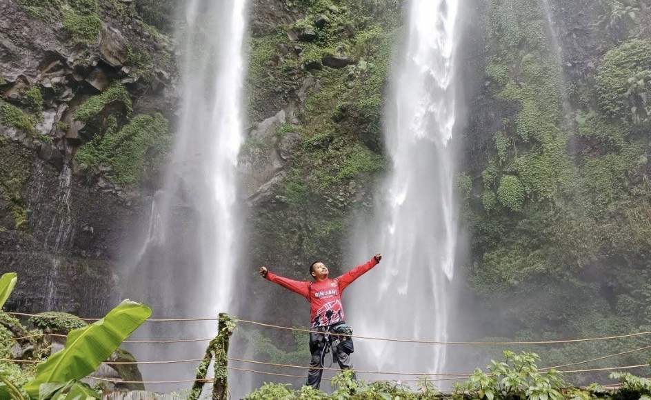 Panduan rute dan tips berkunjung ke Curug Kembar Lembah Purba