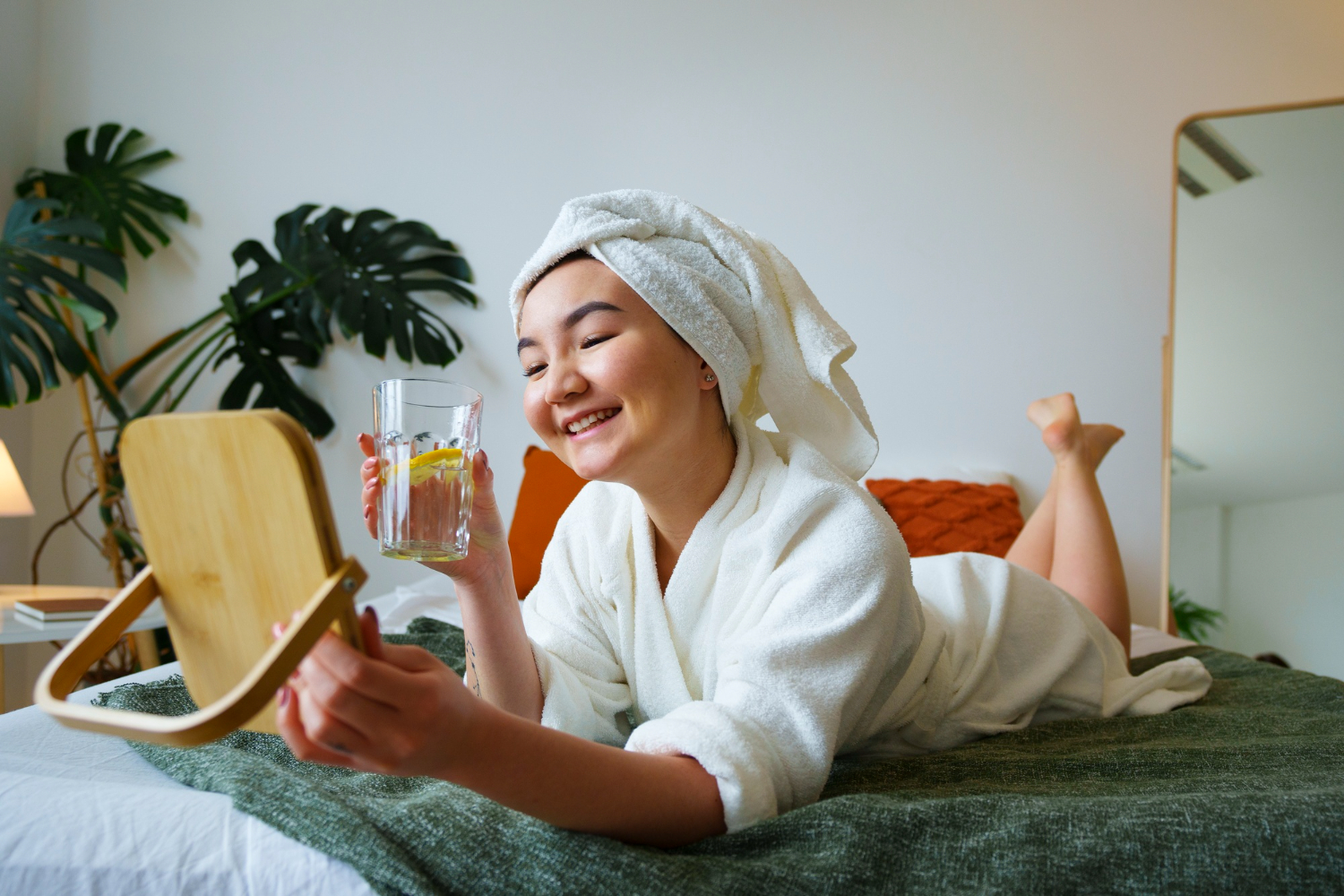 10 Bentuk Self-Care yang Terlihat Absurd tapi baik untuk kesehatan mental