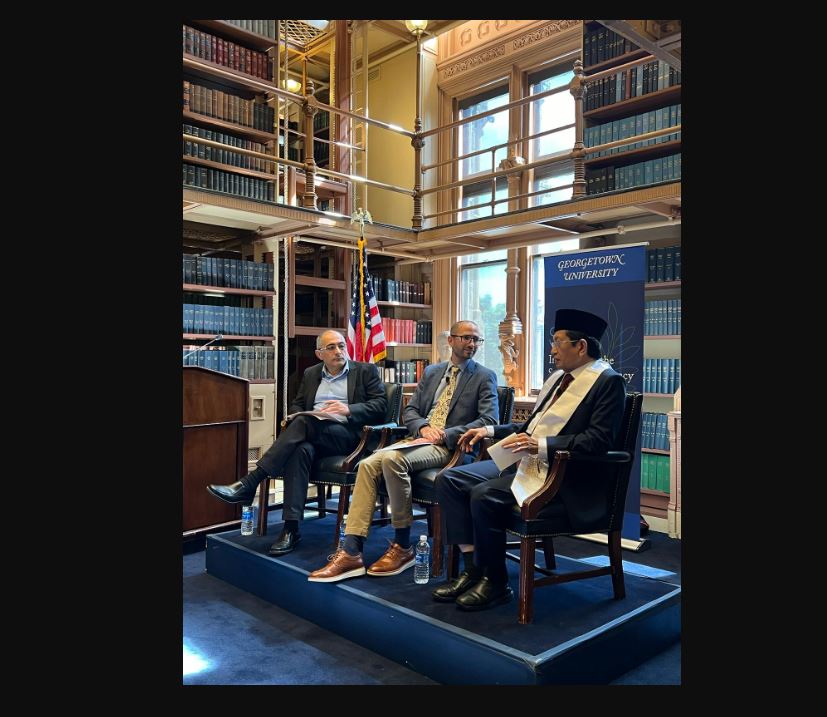 Menag Nasaruddin menyampaikan moderasi, cinta kasih, dan ekoteologi Indonesia di Georgetown University, Washington.