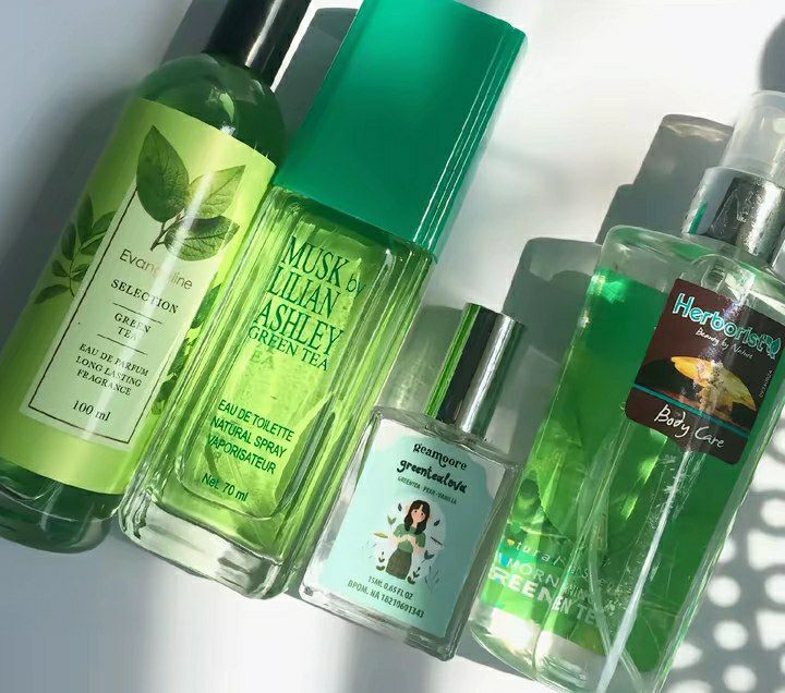 Rekomendasi parfum dengan aroma green tea yang segar.