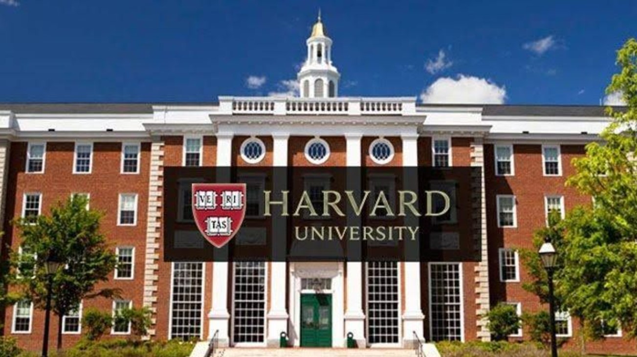 Pemerintahan AS cabut izin Harvard untuk menerima mahasiswa asing.