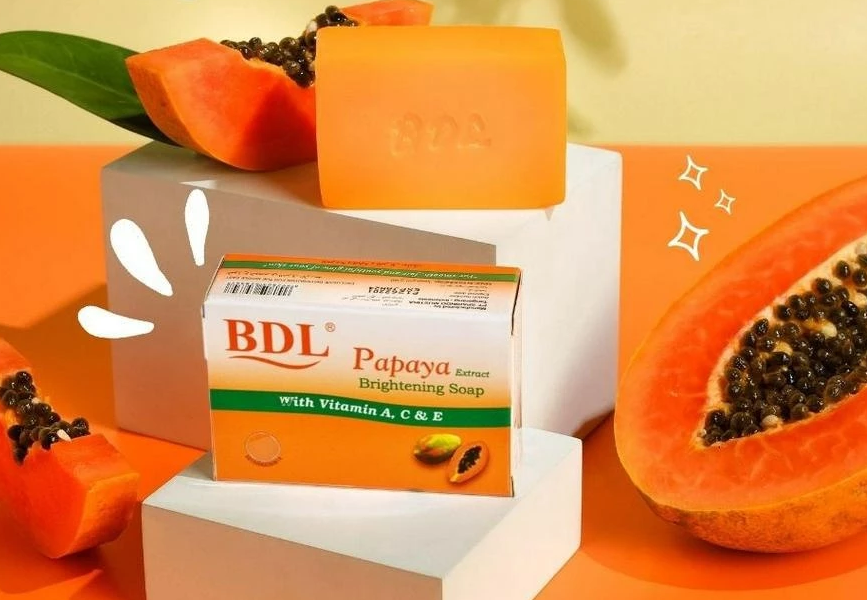 Rekomendasi sabun mandi dengan ekstrak buah pepaya.