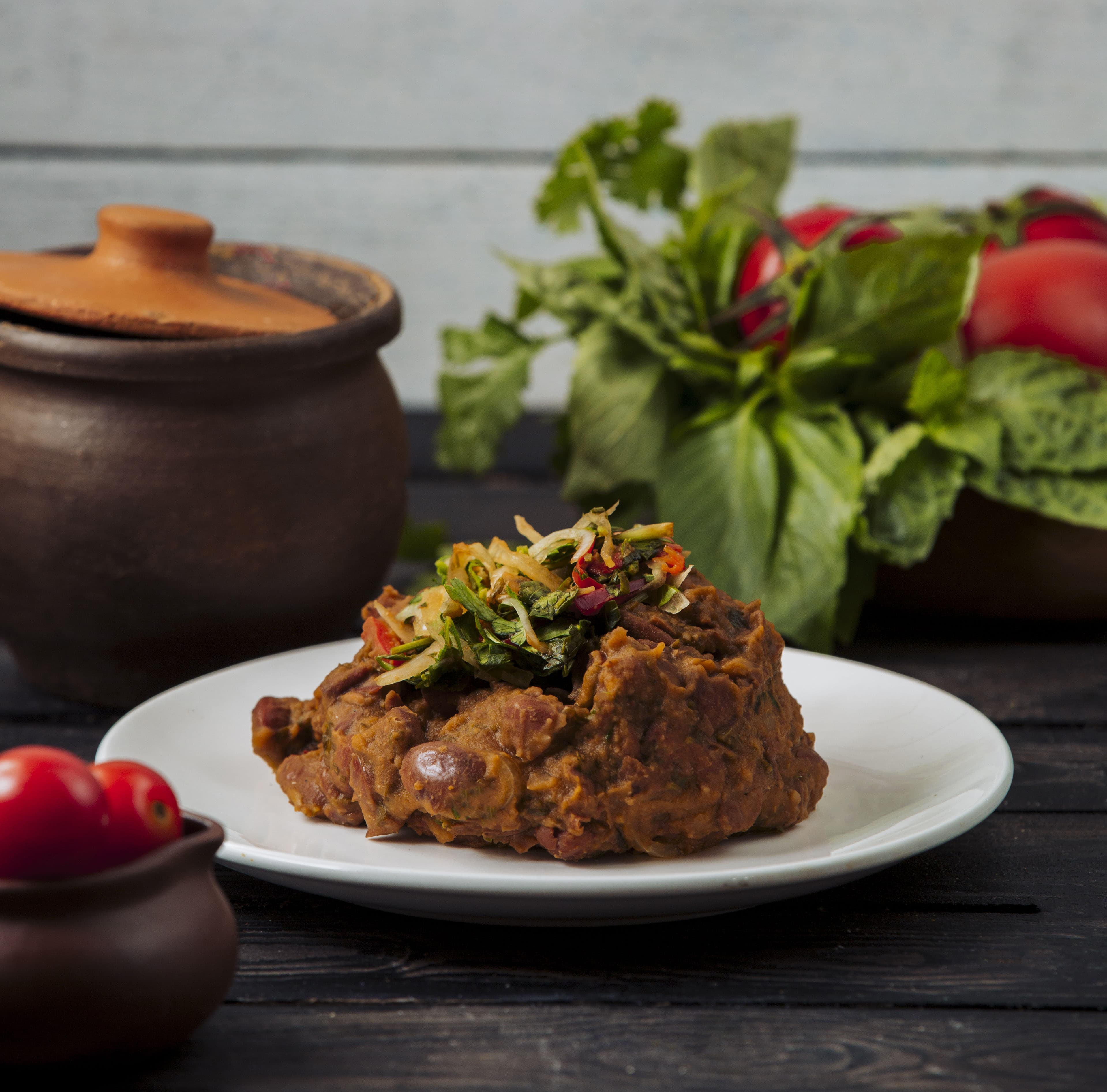 Waktunya masak rendang, karena cinta nggak cukup tanpa bumbu dan santan!