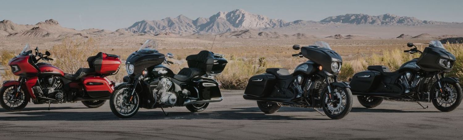 Tiga varian Indian Pursuit Family 2025: Dark Horse, Limited, dan Elite &ndash; tampil mewah dan futuristik dengan performa touring gahar.