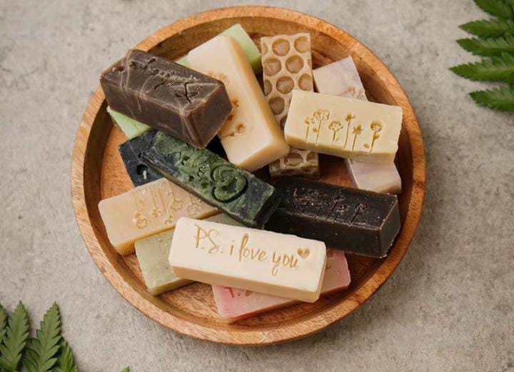 15 varian dari sabun mandi organik The Soap Story