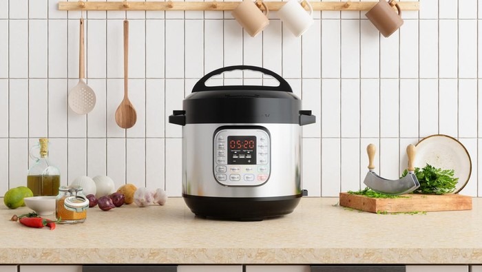 Ilustrasi rice cooker anti lengket murah awet.