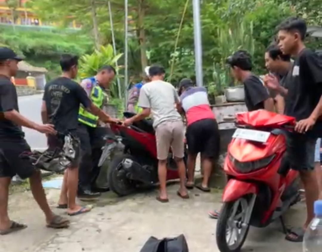 Kecelakaan tunggal di jalur Sarangan-Plaosan Magetan.