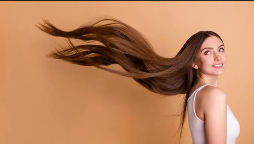 Rambut kamu kering, kusut, dan susah diatur? Coba 12 rekomendasi masker rambut ini yang bikin rambutmu kembali halus & glowing !