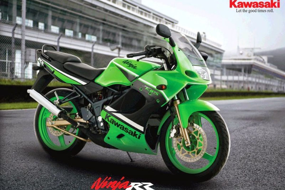 Ninja 150 RR Special Edition dengan fairing penuh dan tampilan khas ZX-10R, jadi incaran kolektor muda.