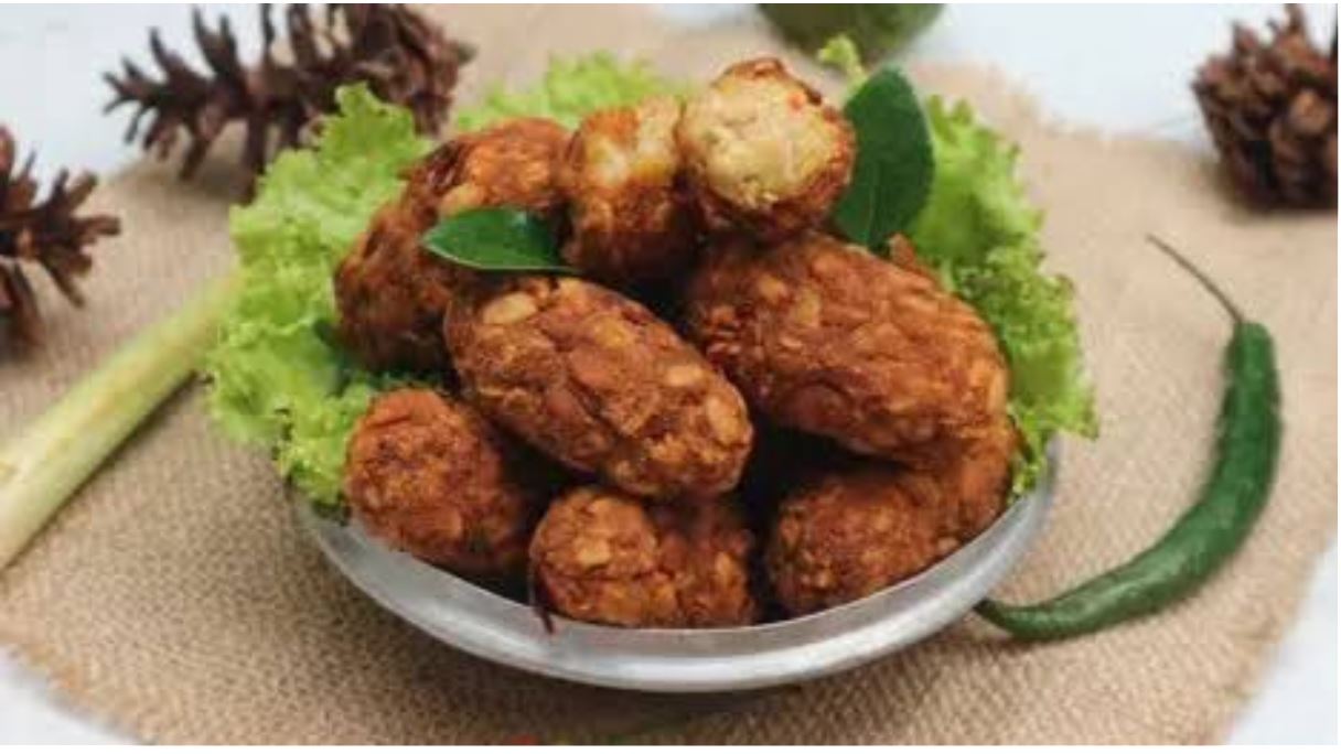 Tempe bisa jadi perkedel enak, lho! Praktis, gurih, dan gak nyerap banyak minyak. Cocok buat camilan atau lauk makan siang!