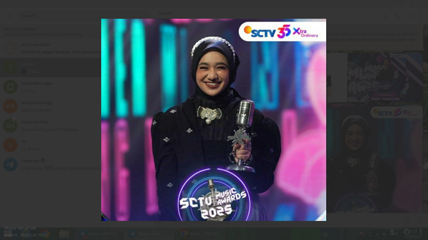 Nabila Taqiyyah bawa pulang 2 piala kemenangan dari SCTV Music Awards 2025.