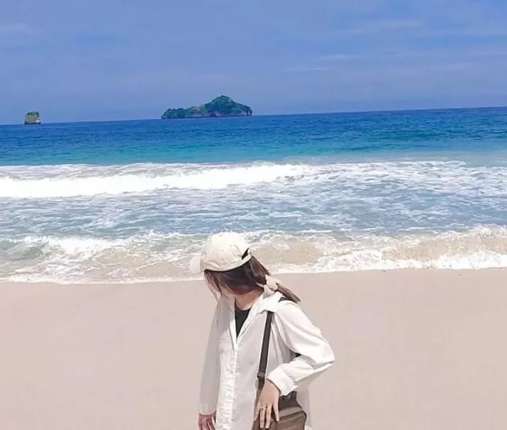 Pantai Sendiki; daya tarik, aktivitas seru, rute lokasi