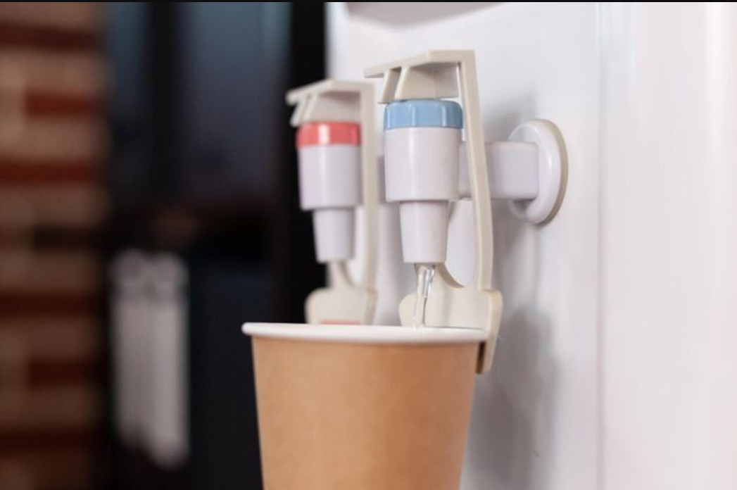 Bingung pilih dispenser galon bawah yang murah tapi berkualitas? Baca artikel ini sampai habis.
