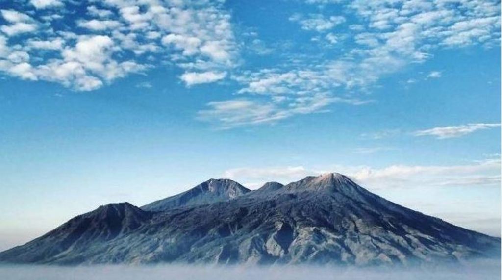 Gunung Arjuno, rekomendasi gunung di Jawa Timur yang jadi jujukan para pendaki.