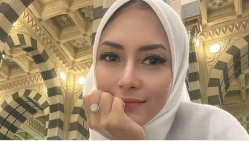 Tina Astari, istri Maman Abdurrahman, Menteri UMKM jadi sorotan.
