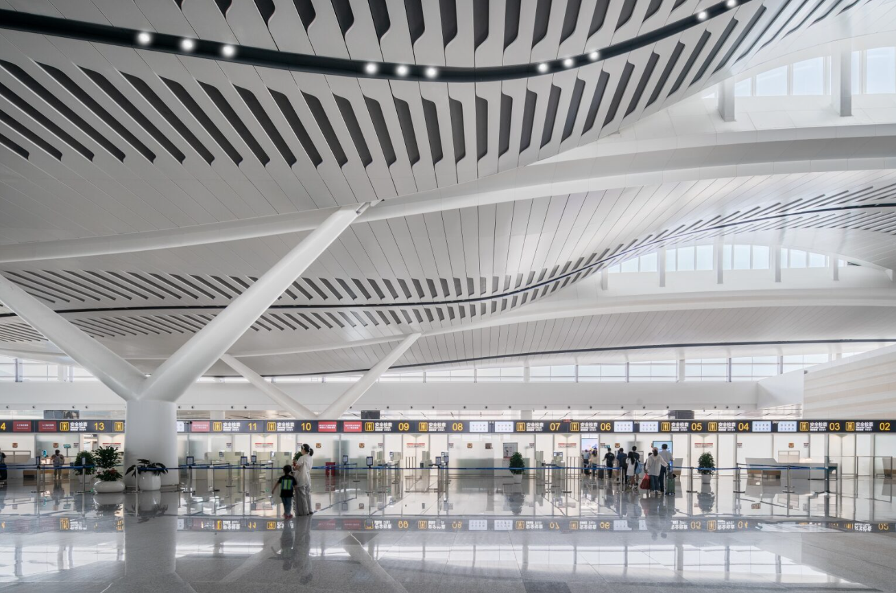 Terminal 2 Yantai Penglai Internasional Airport, China.