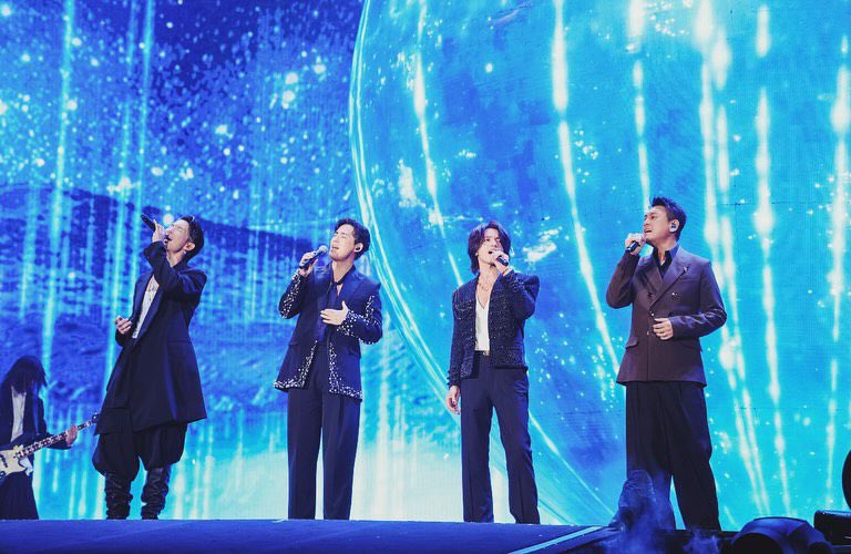 Konser F4