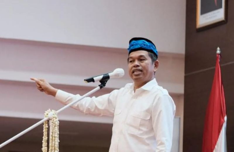 Gubernur Jawa Barat Dedi Mulyadi pecat Kepsek SMAN 6 Garut.