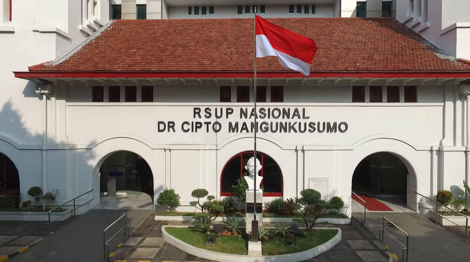 RSUP dr. Cipto Mangunkusumo atau RSCM dijadikan lokasi tes DNA Lisa Mariana dan Ridwan Kamil.
