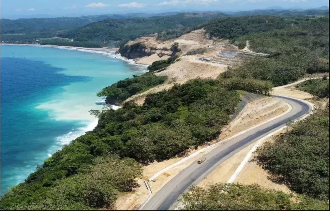 Nongkrong sambil lihat laut? Ini 3 tempat hits di JLS Tulungagung yang wajib kamu datangi!