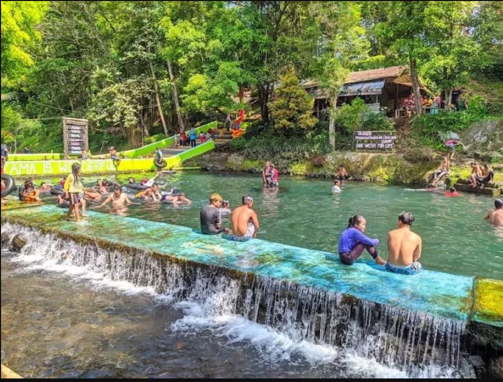 Cari liburan seru dan murah? Ini 7 wisata air hits di Purbalingga 2025 yang segar banget buat main air bareng teman atau keluarga!