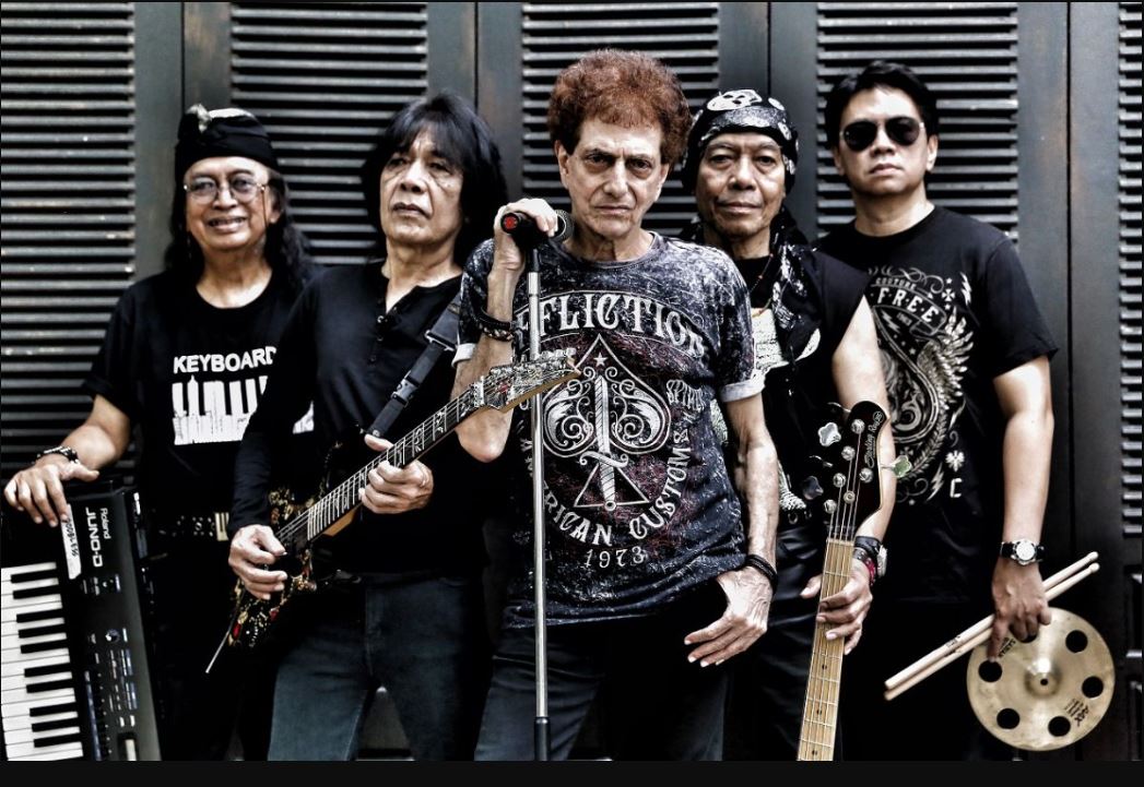 Jejak panjang God Bless, band rock legendaris Indonesia yang tak pernah padam sejak 1973.