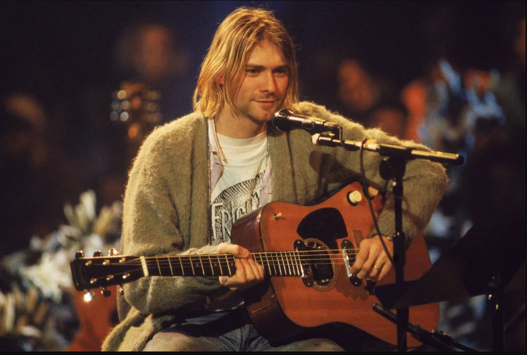 "Smells Like Teen Spirit&rdquo; jadi suara pemberontakan generasi 90-an dan mengubah arah musik dunia selamanya.
