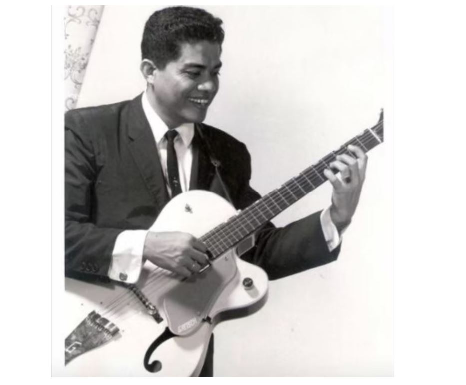 Jack Lesmana menjadi pelopor jazz Indonesia yang mengubah wajah musik nasional lewat perpaduan budaya dan inovasi.