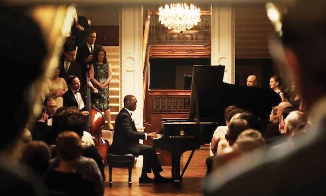 Piano grand Steinway & Sons di film Green Book merefleksikan tur Dr. Don Shirley tahun 1962 di Selatan Amerika.