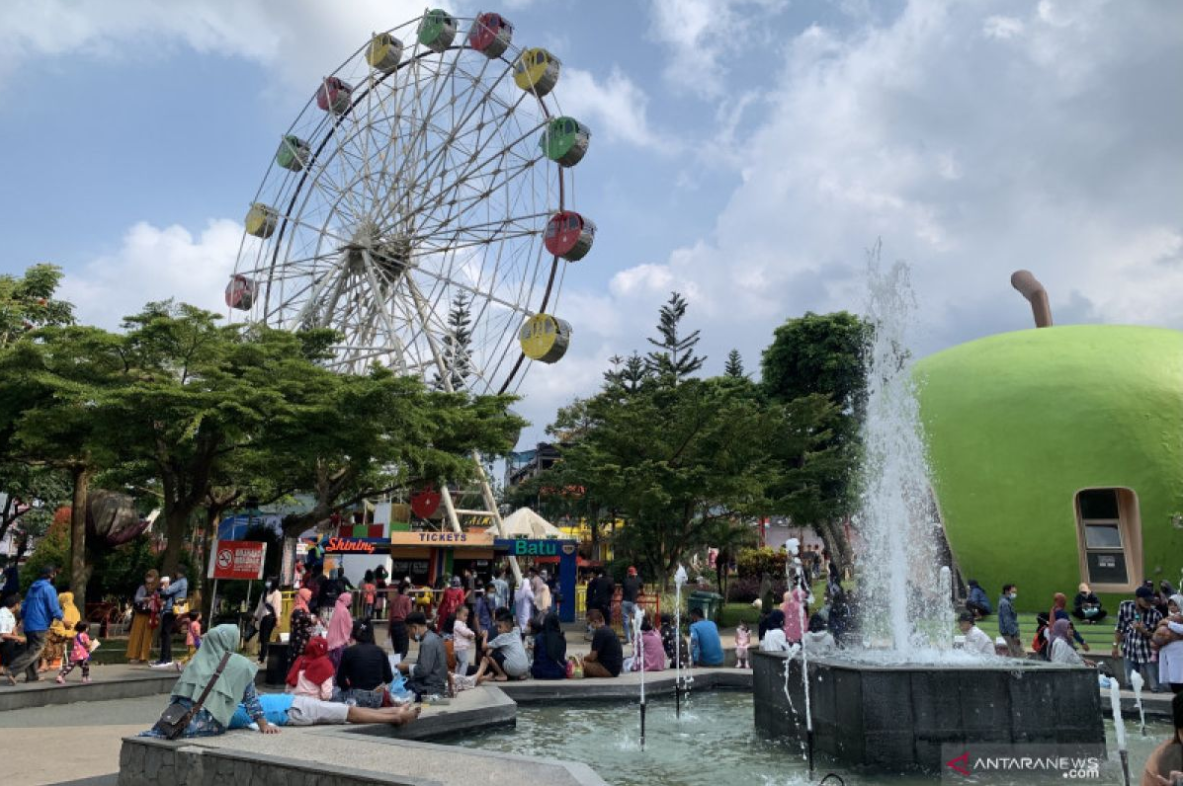 Alun-Alun Kota Wisata Batu