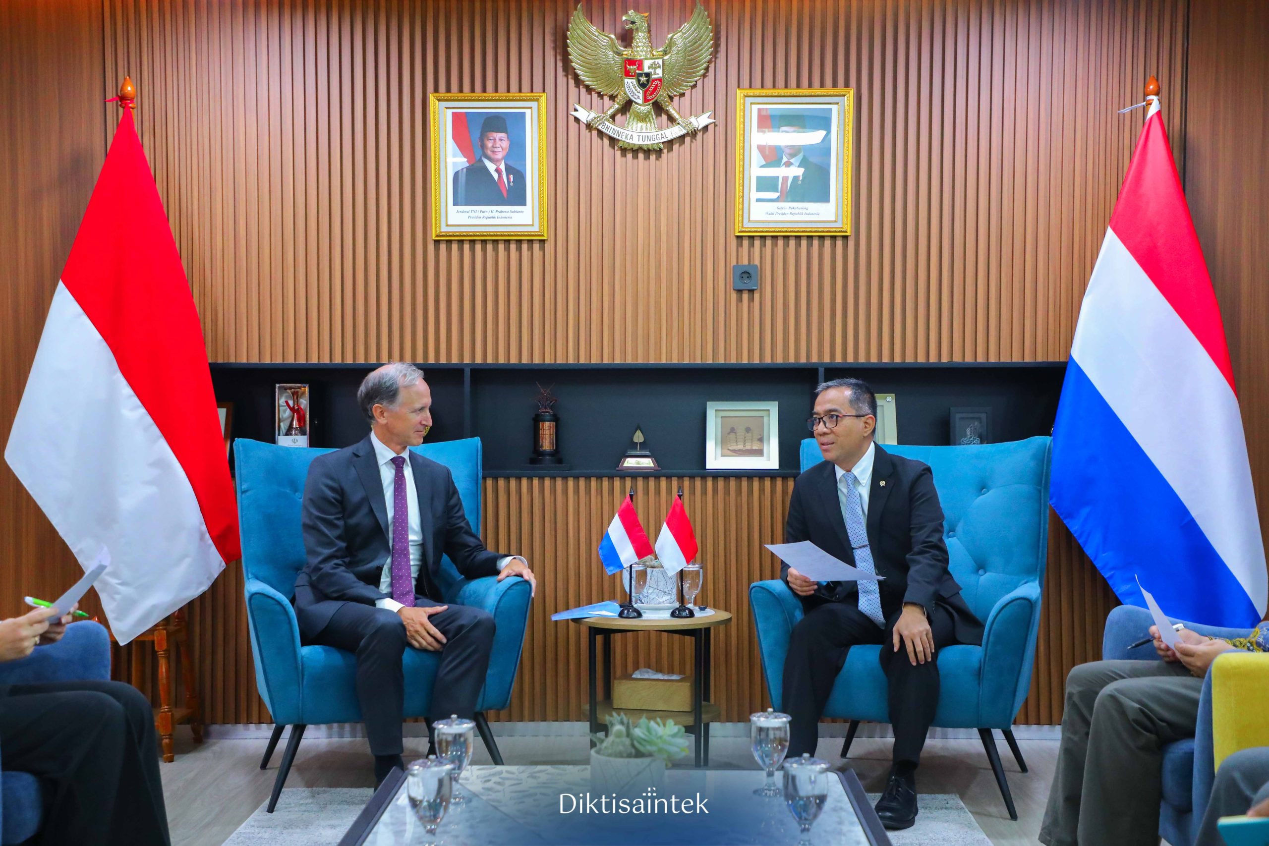 Kementerian Pendidikan Tinggi, Sains, dan Teknologi (Kemdiktisaintek) memperluas kerja sama strategis dengan Belanda di bidang pendidikan tinggi dan penelitian.