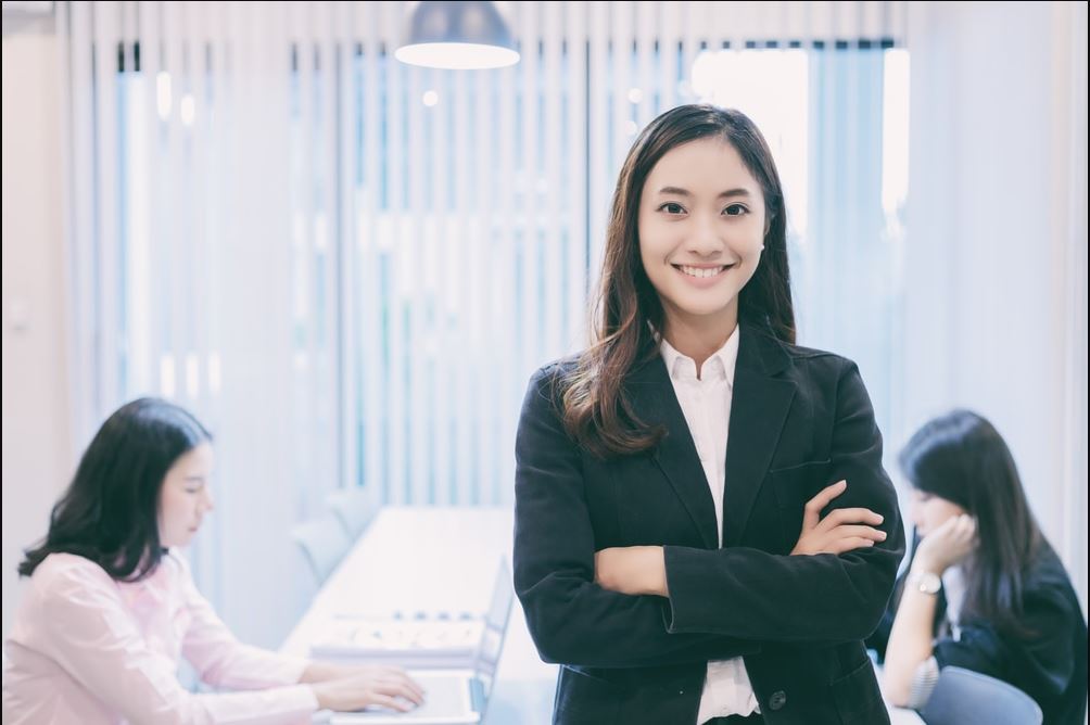 Karier di awal Agustus makin dinamis! Siap dipromosi atau malah harus hati-hati? Cek zodiakmu sekarang!