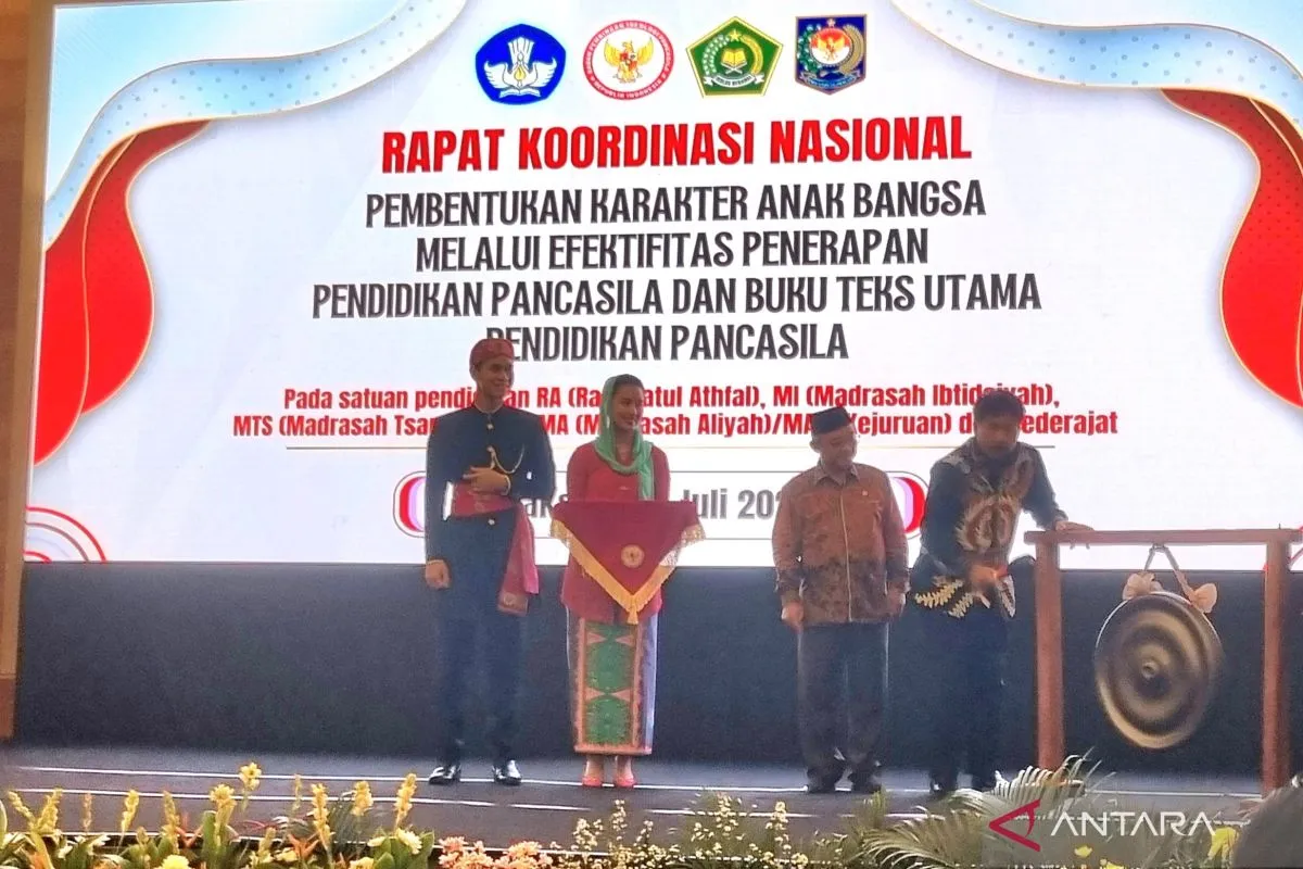 Acara Rakornas Pembentukan Karakter Anak Bangsa melalui Efektivitas Penerapan Pendidikan Pancasila