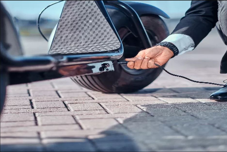 Pemerintah targetkan insentif motor listrik hingga Rp7 juta tahun ini. Dukungan kuat untuk kendaraan ramah lingkungan dan masa depan hijau!