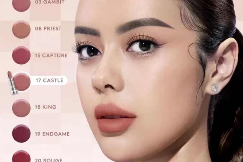 Ilustrasi shade lipstik Somethinc Checkmatte sesuai warna kulit.