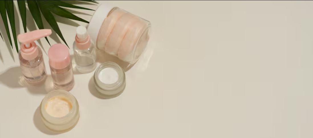 BPOM tarik 34 kosmetik berbahaya, termasuk 2 brand lokal populer. Ada merkuri hingga hidrokuinon yang mematikan.
