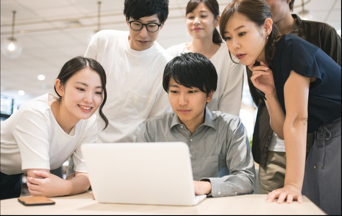Masa sulit bukan akhir. 5 zodiak ini justru membangun fondasi kekayaan dari ujian finansial yang mereka hadapi sekarang.