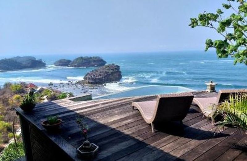 Villa Batul Hill, salah satu rekomendasi penginapan terbaik di Pantai Watu Karung Pacitan.