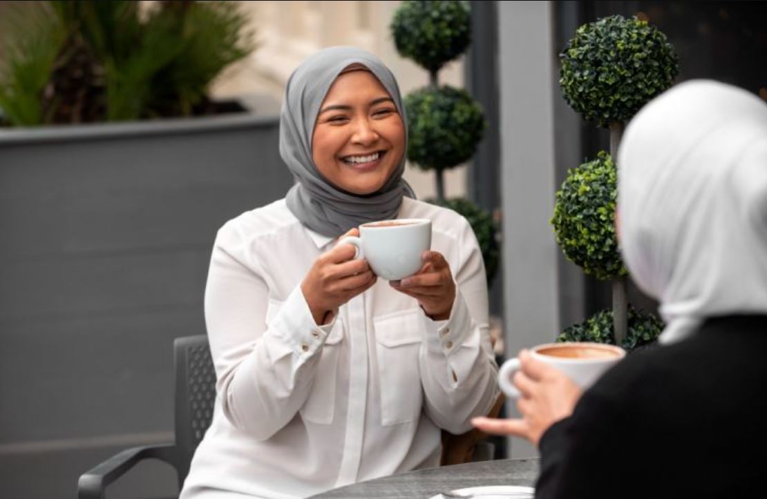 6 caf&eacute; dan resto hits di Garut 2025 dengan menu lezat, harga ramah, dan spot Instagramable yang wajib masuk daftar kulineranmu!