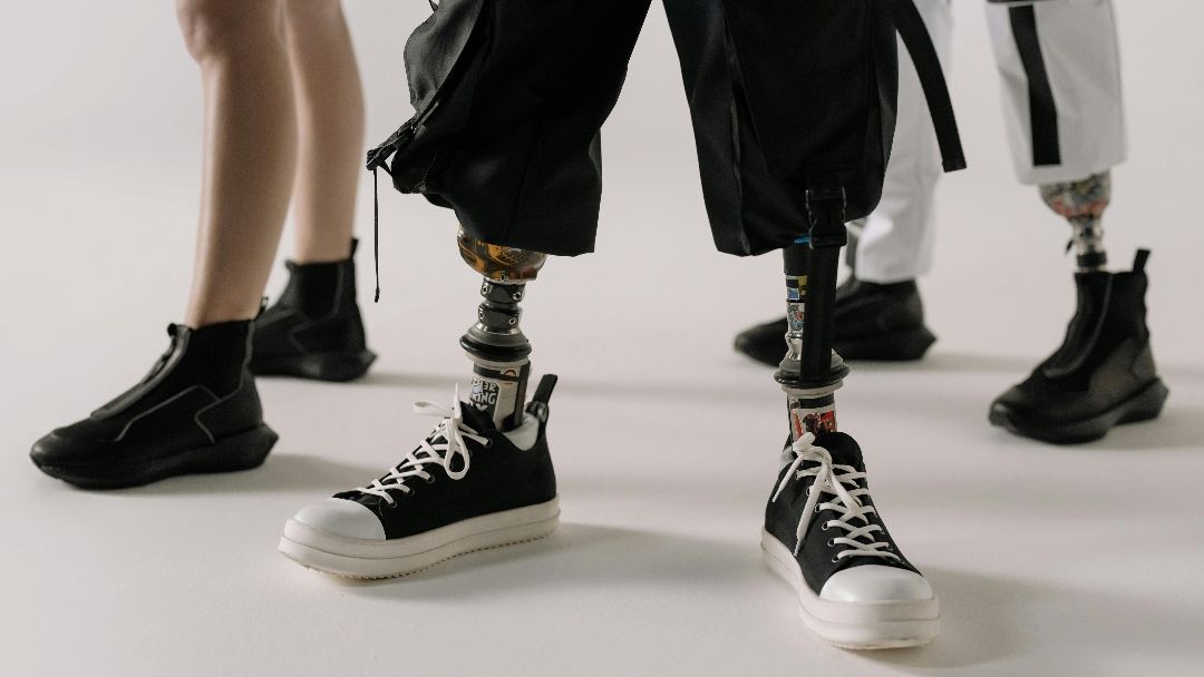 Sepatu Sneaker yang Lagi Naik Daun.