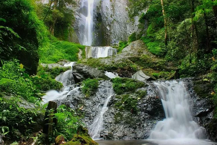 Air Terjun Dolo Kediri