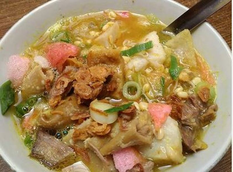 Soto Sokaraja khas Banyumas.