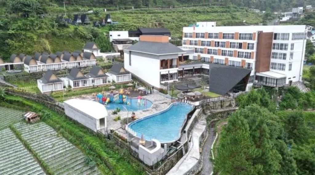 Gulala Azana Resort Guci, Tegal.